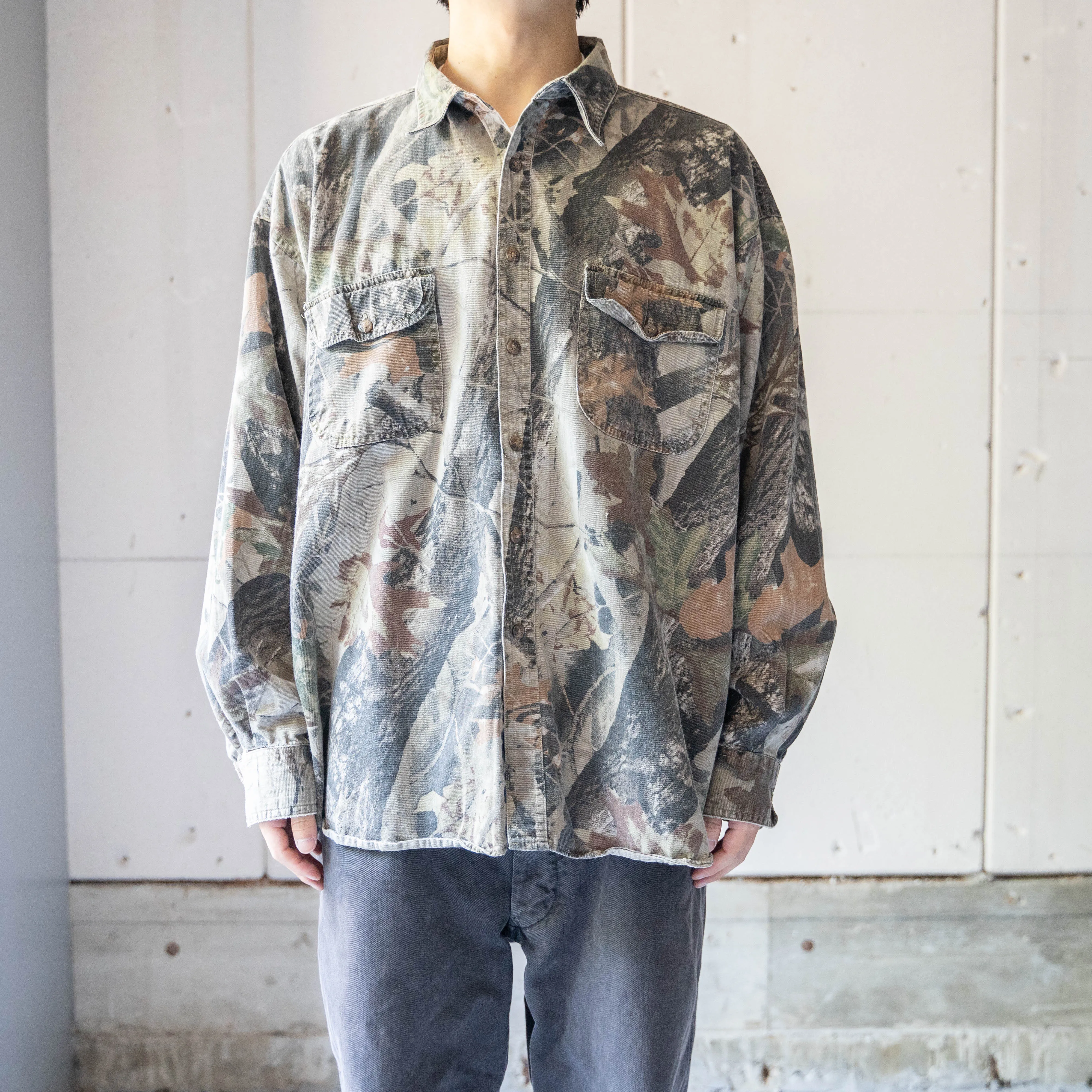 1990s 'CANYON GUIDE' real tree camouflage cotton shirt