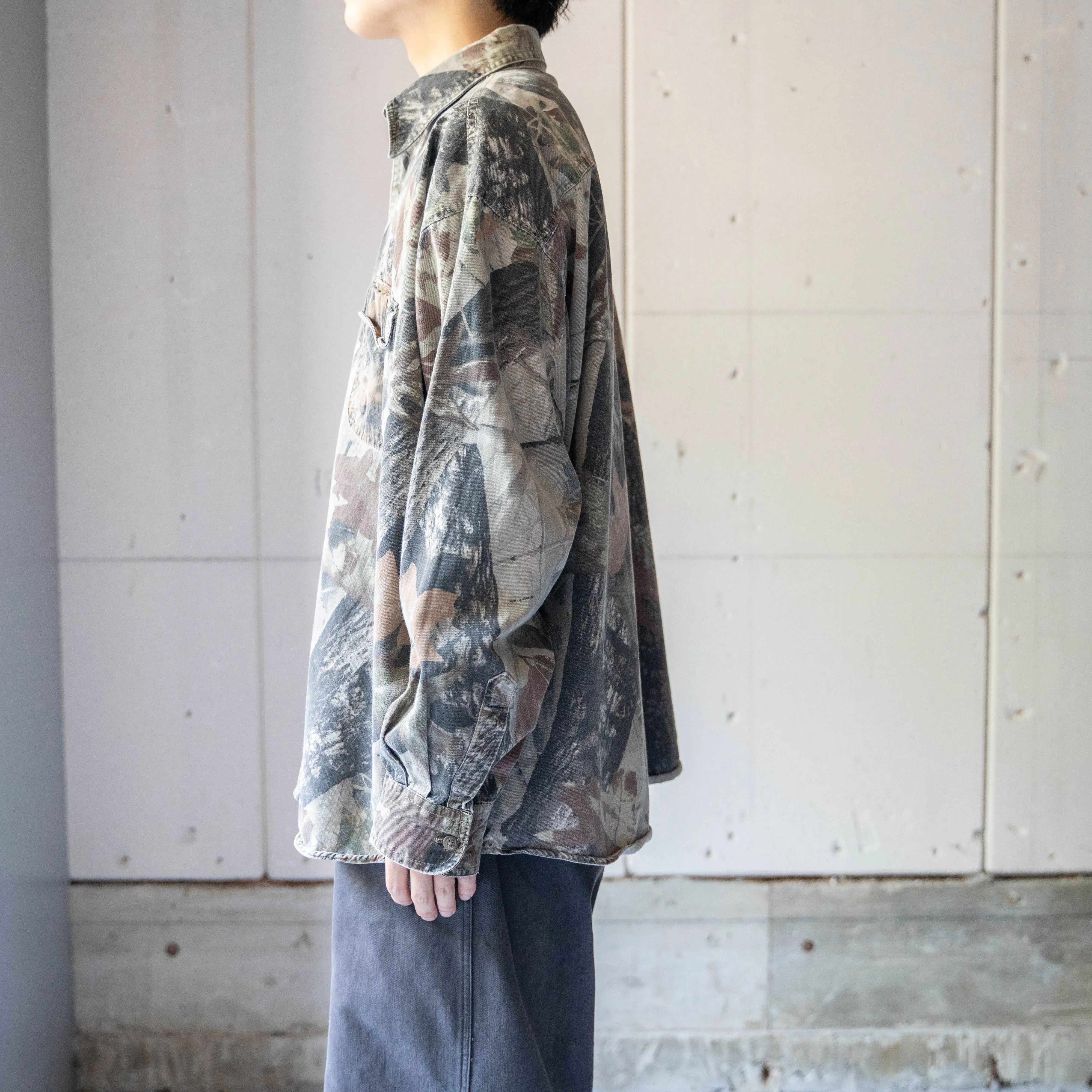 1990s 'CANYON GUIDE' real tree camouflage cotton shirt