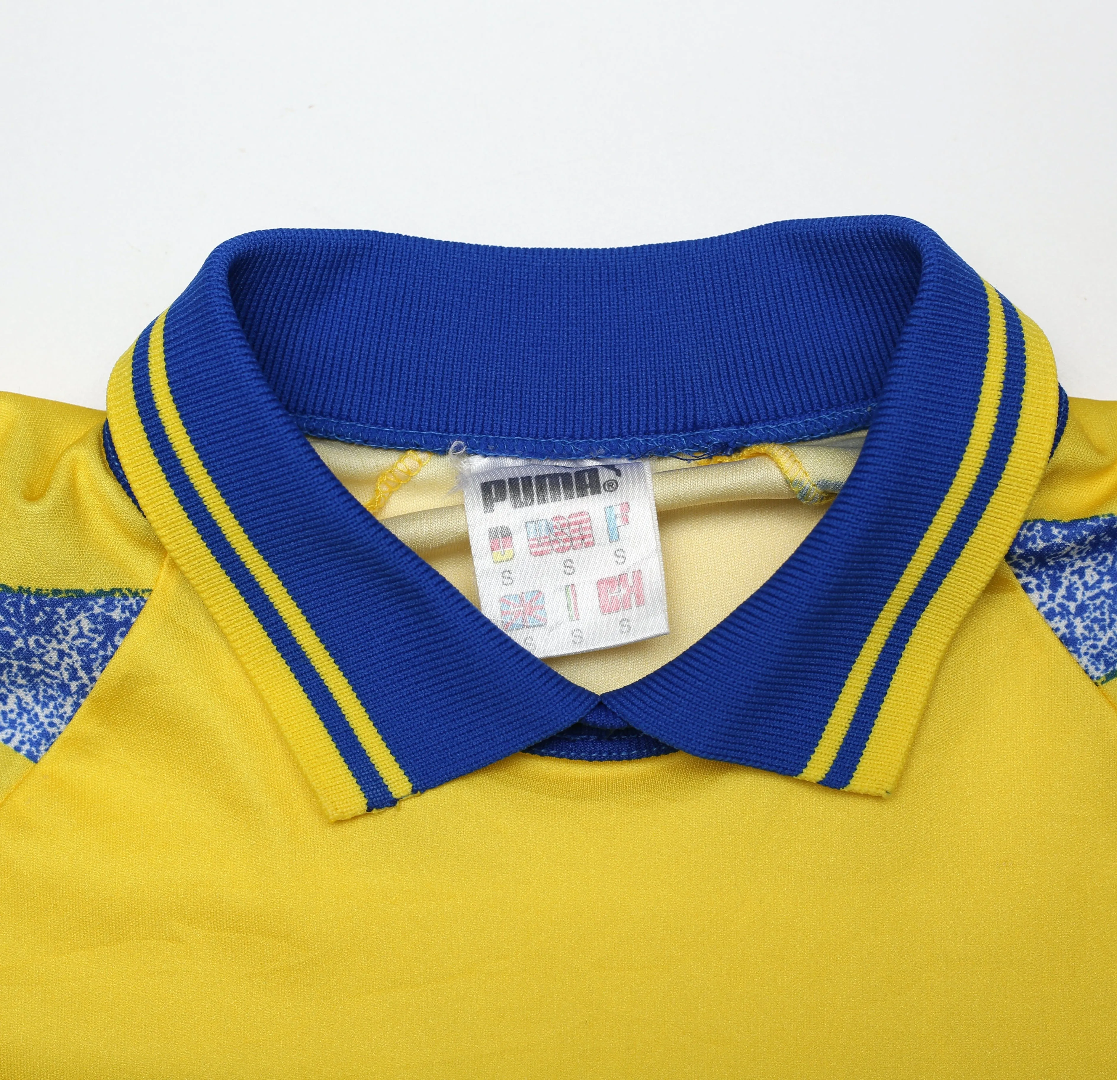 1995/97 PARMA 'Scuola Calcio' Retro PUMA Basic Long Sleeve Home Football Shirt (S)