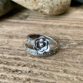 Adjustable sterling silver Daisy ring. Made to order