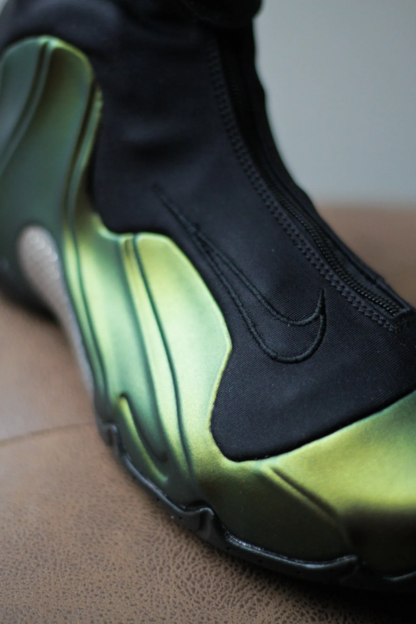 AIR FLIGHTPOSITE "METALLIC GOLD"