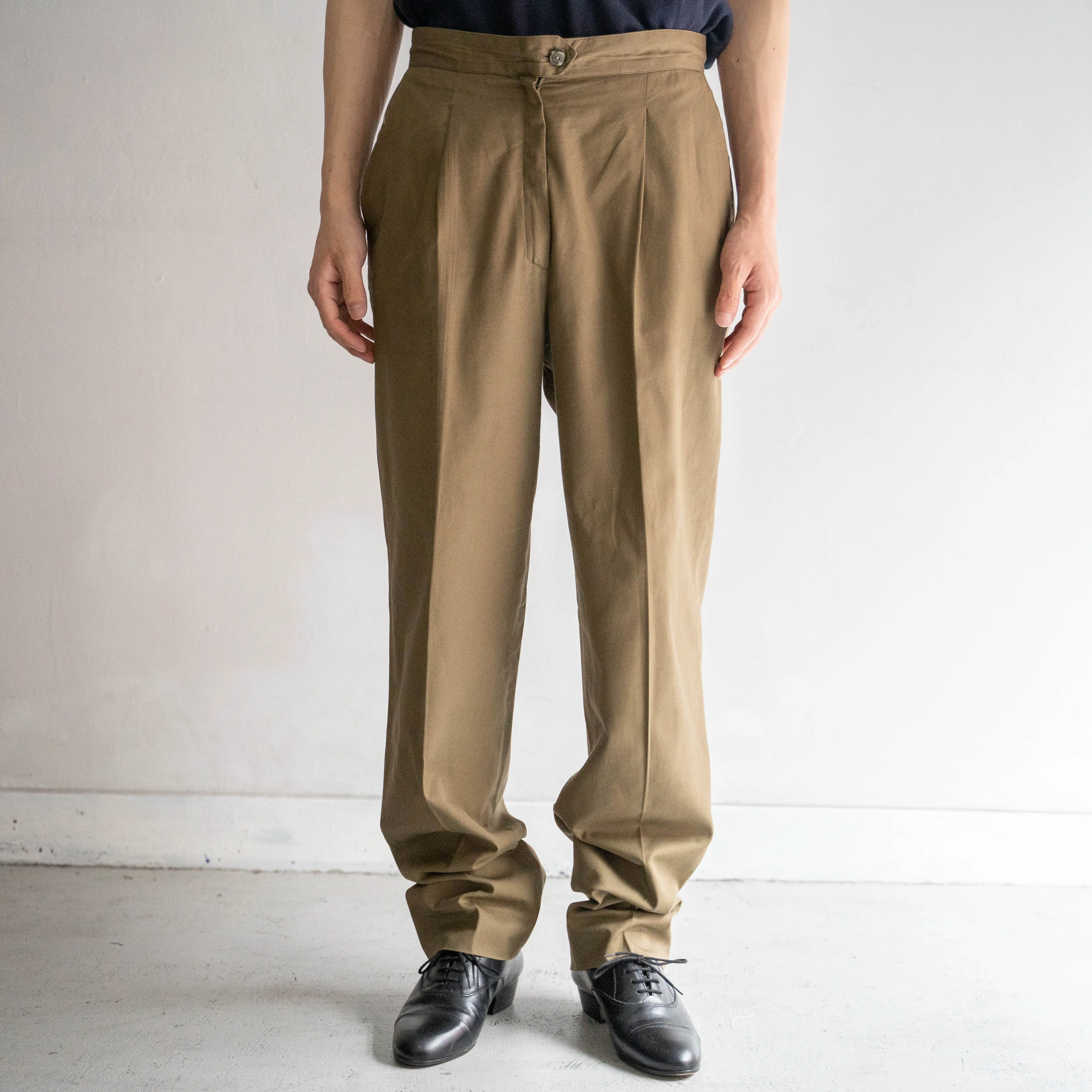 around 1980s Italy dark beige cotton chino slacks