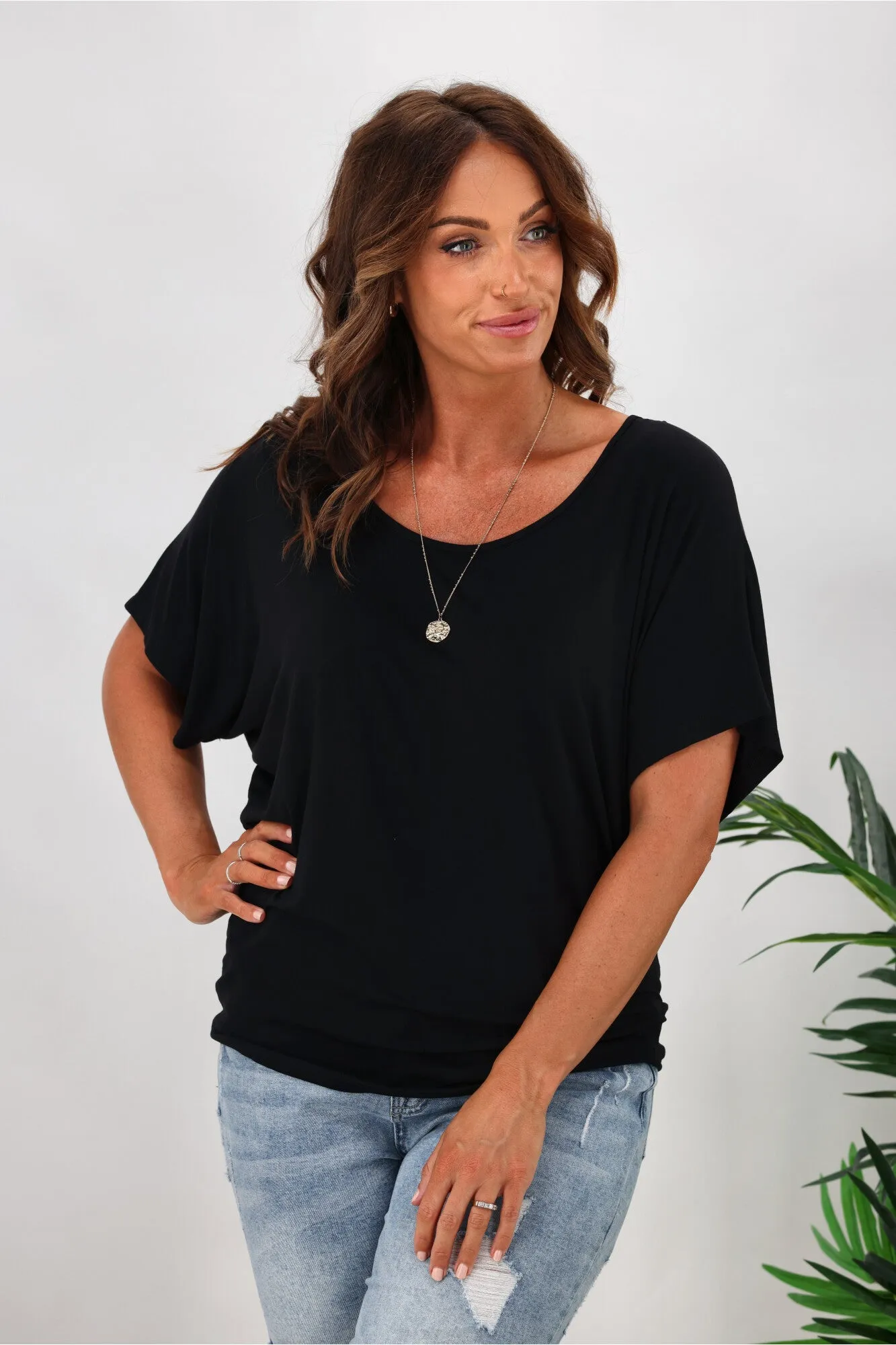 Betty Basics Maui Tee In Black