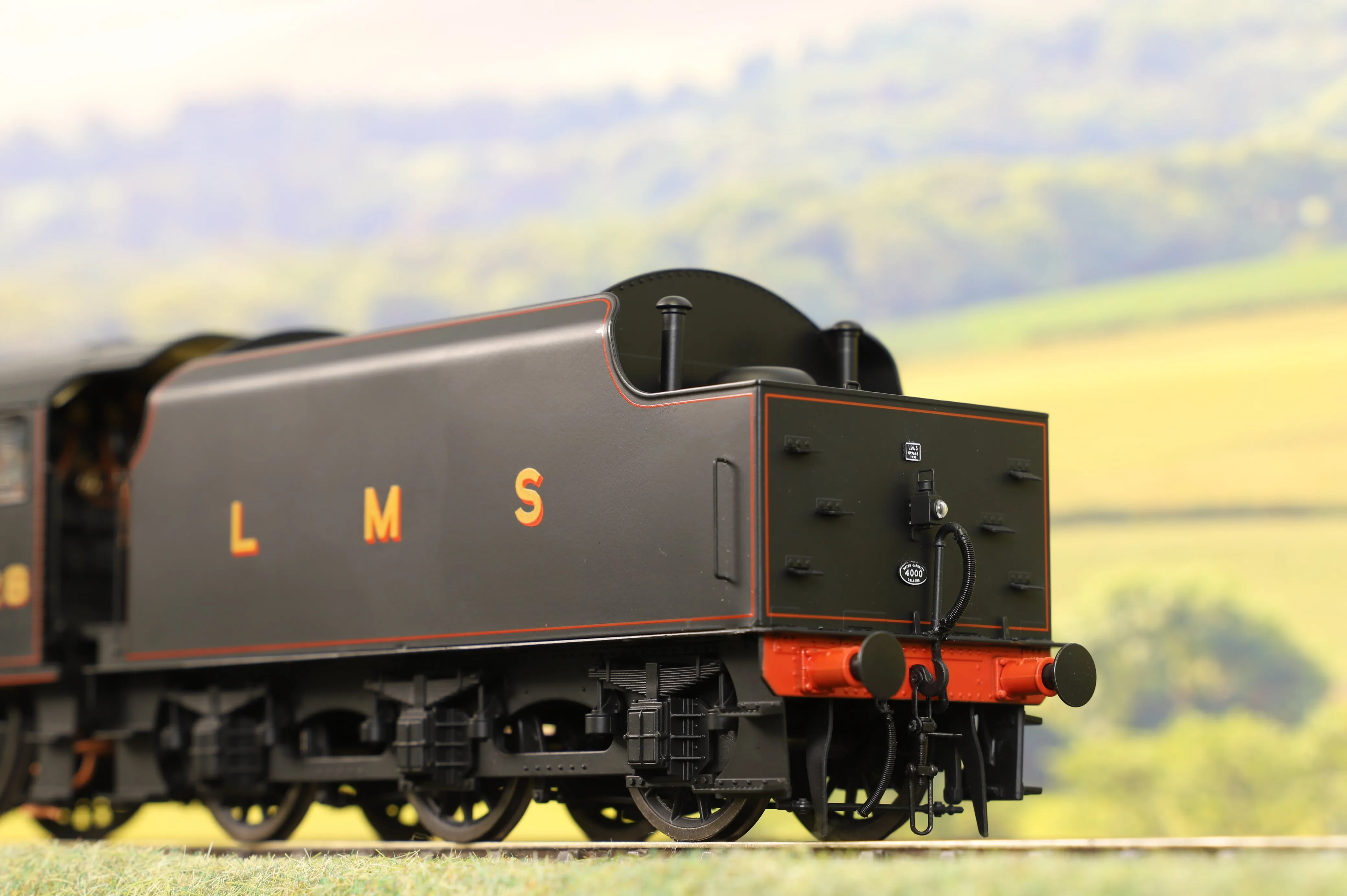 Ellis Clark Trains E1001Z O Gauge Stanier Class 5 4-6-0 "Black 5", LMS Lined, '5428' 'Eric Treacy', Welded Tender