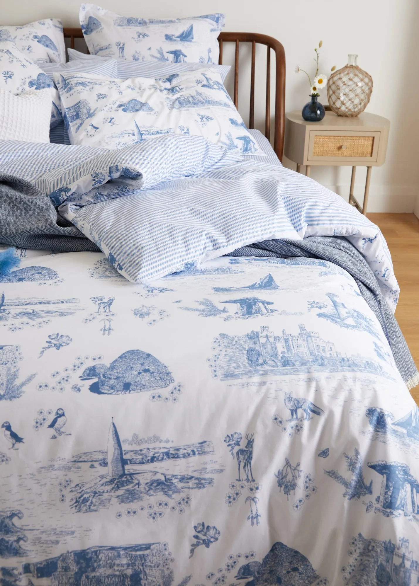 Foxford Wild Atlantic Square Oxford Pillowcase