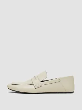 Leather loafers in Parchment