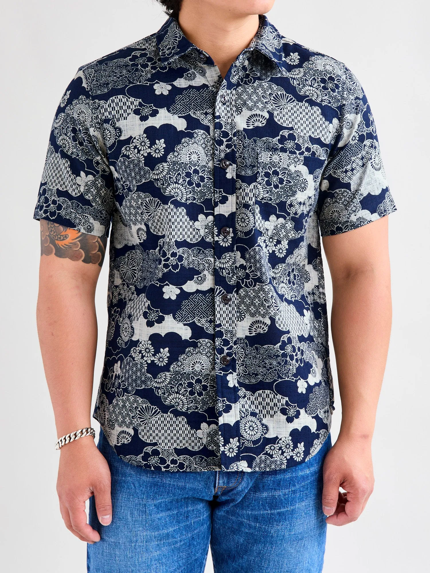 "Floral Cloud" Oxford Shirt in Navy