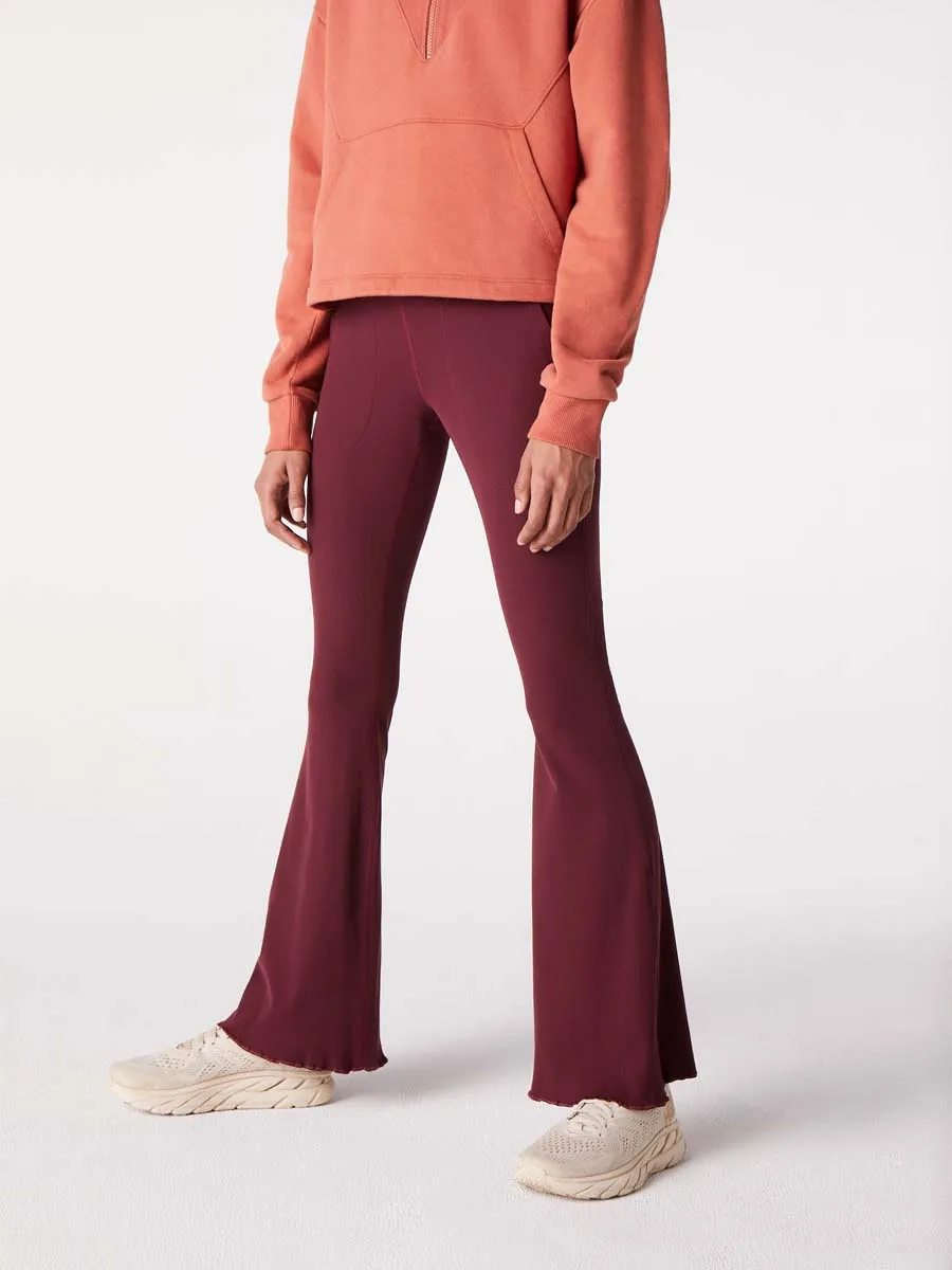 SuperForm™ Rib Flare Pant